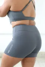 Short meia coxa Cinza - Imagem 2
