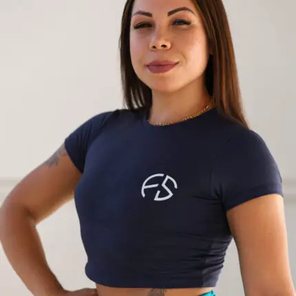 Cropped manga curta fechado Azul Marinho