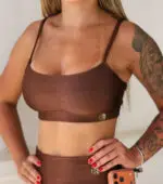 Top Annie Marrom